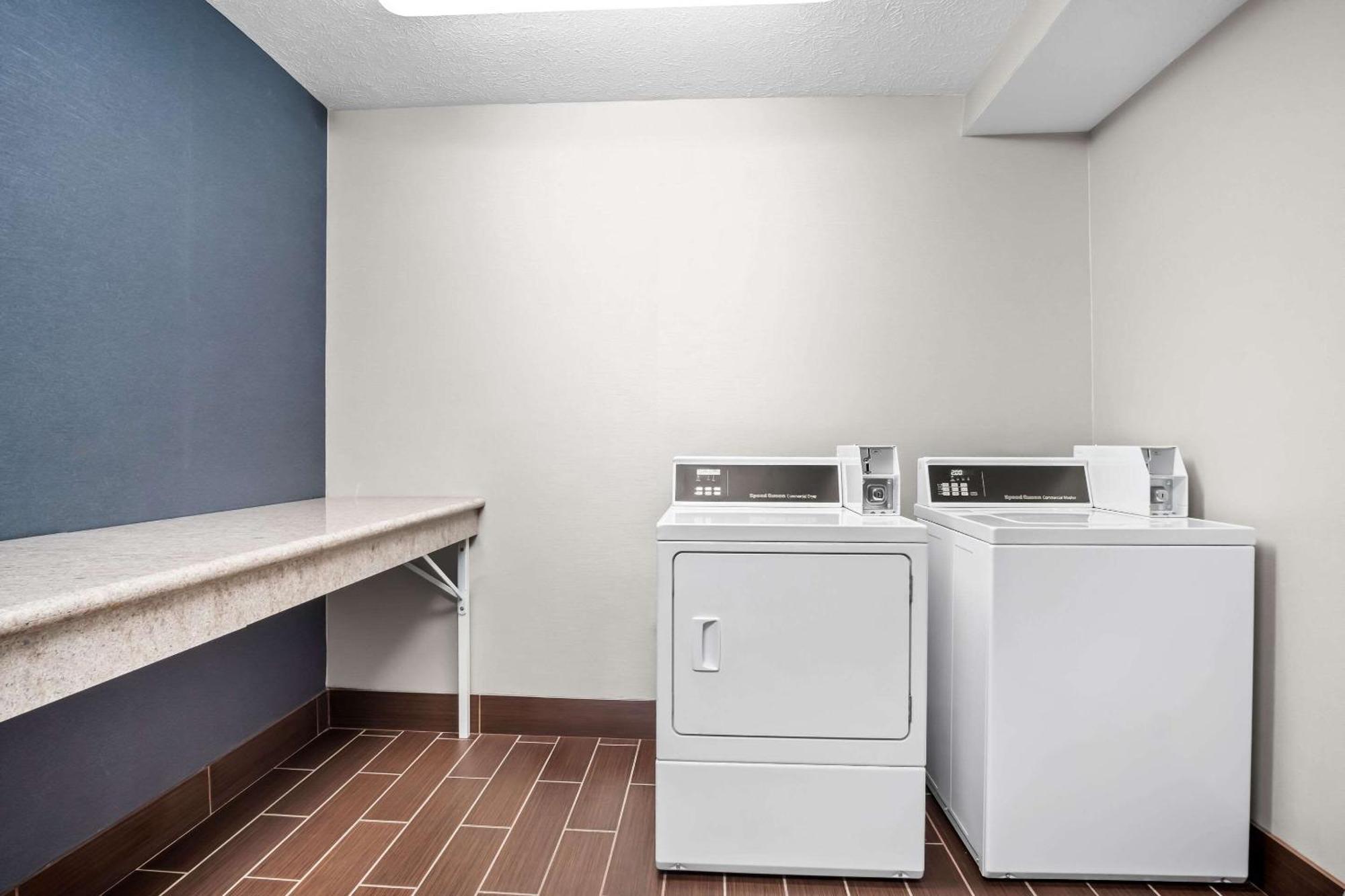 Comfort Inn Cadillac Extérieur photo