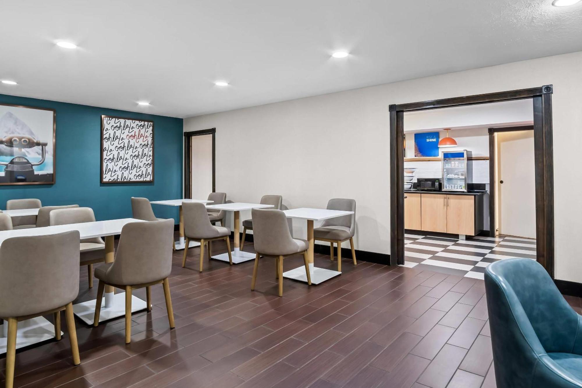 Comfort Inn Cadillac Extérieur photo