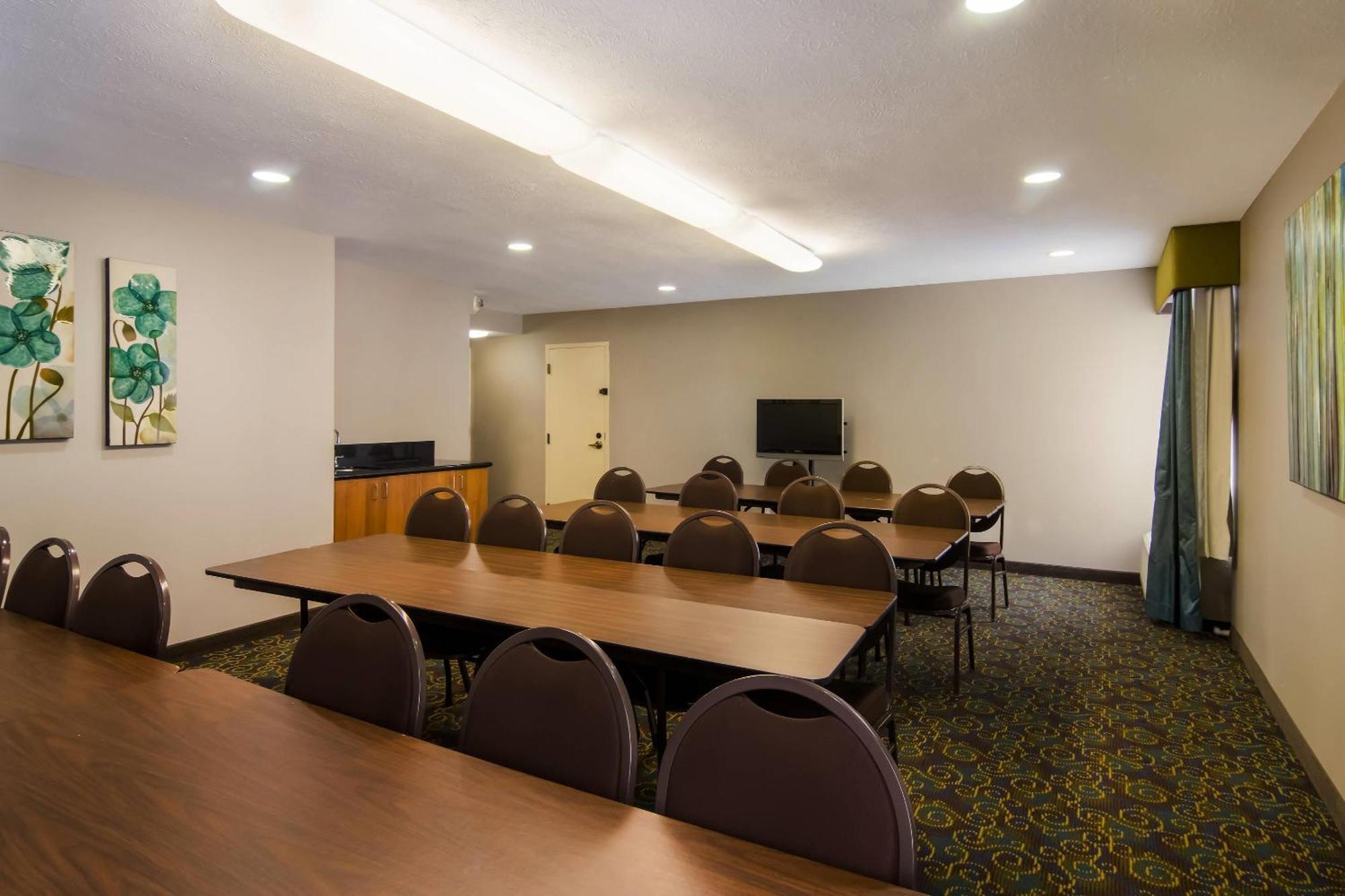 Comfort Inn Cadillac Extérieur photo