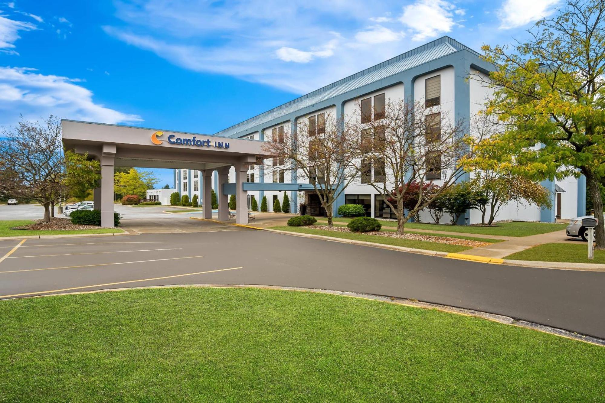Comfort Inn Cadillac Extérieur photo