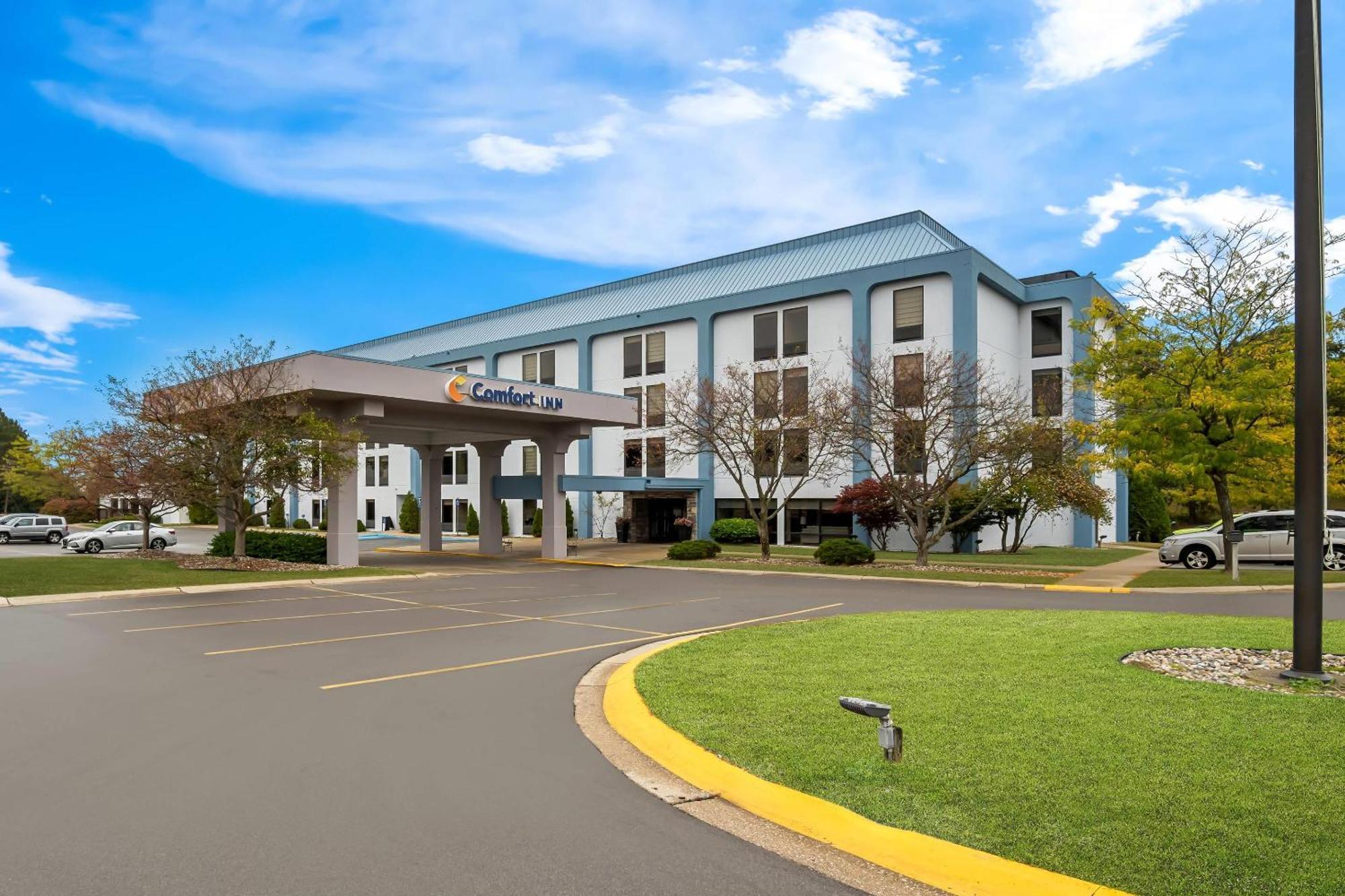 Comfort Inn Cadillac Extérieur photo